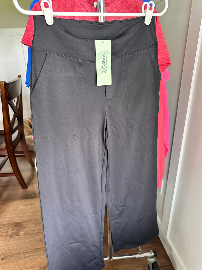 G4Free NWT pants M