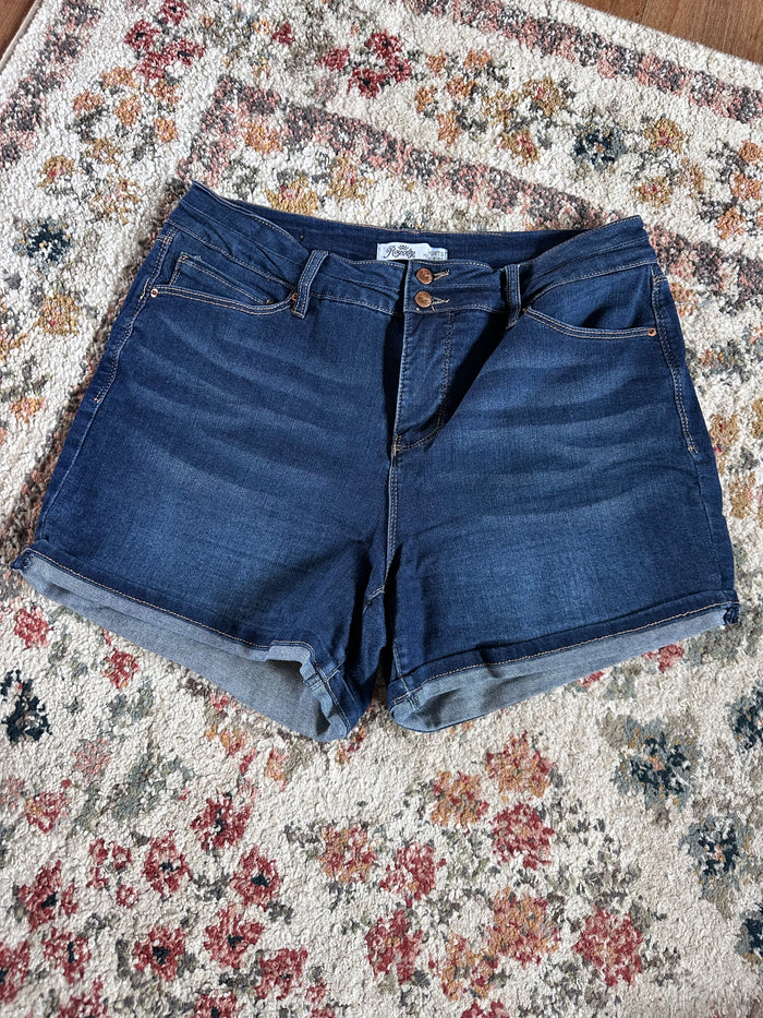 YMI Royalty for Me gently worn shorts 12