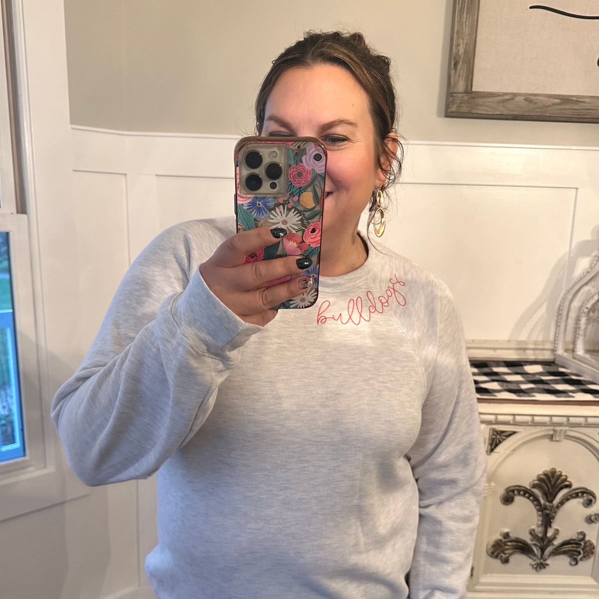 Crewneck Script Bulldogs