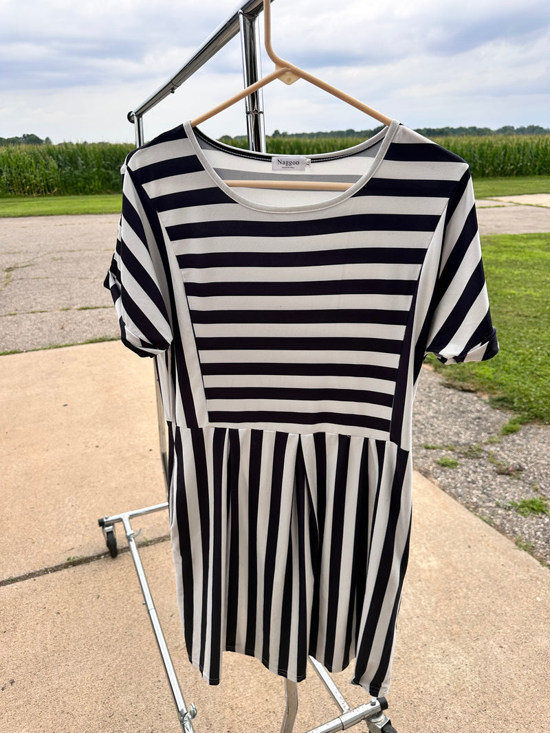 Gently worn dress XL