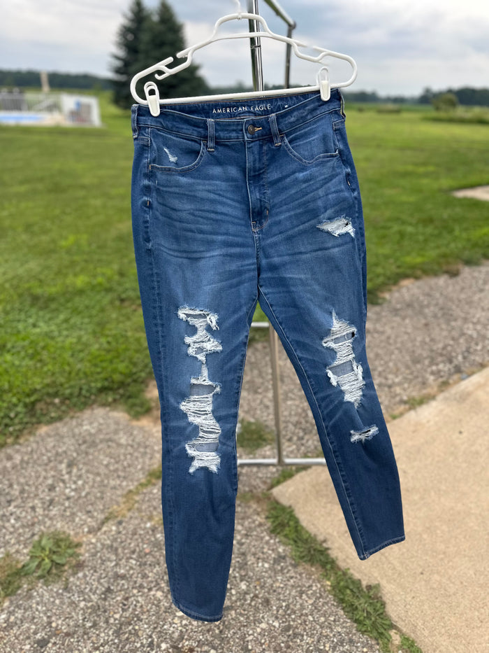 American Eagle gently worn “the dream jean” 12