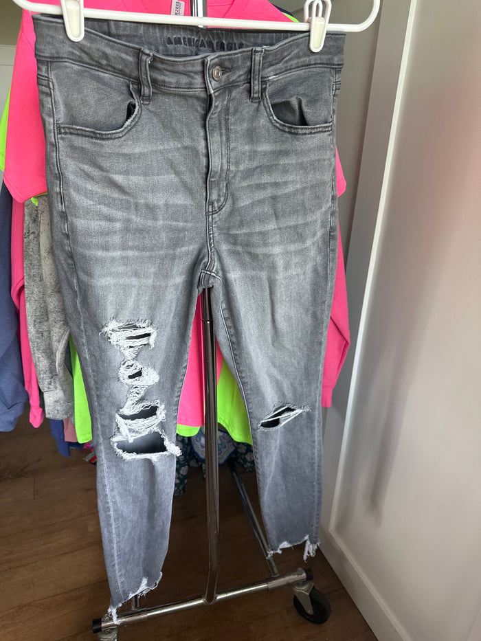 American Eagle gently worn next level stretch size 10