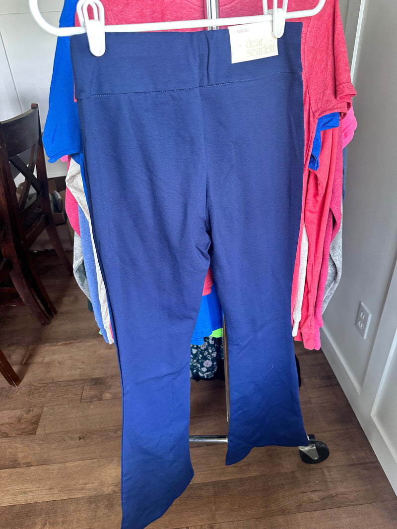 Dear Scarlett magic pants NWT, navy flare size M