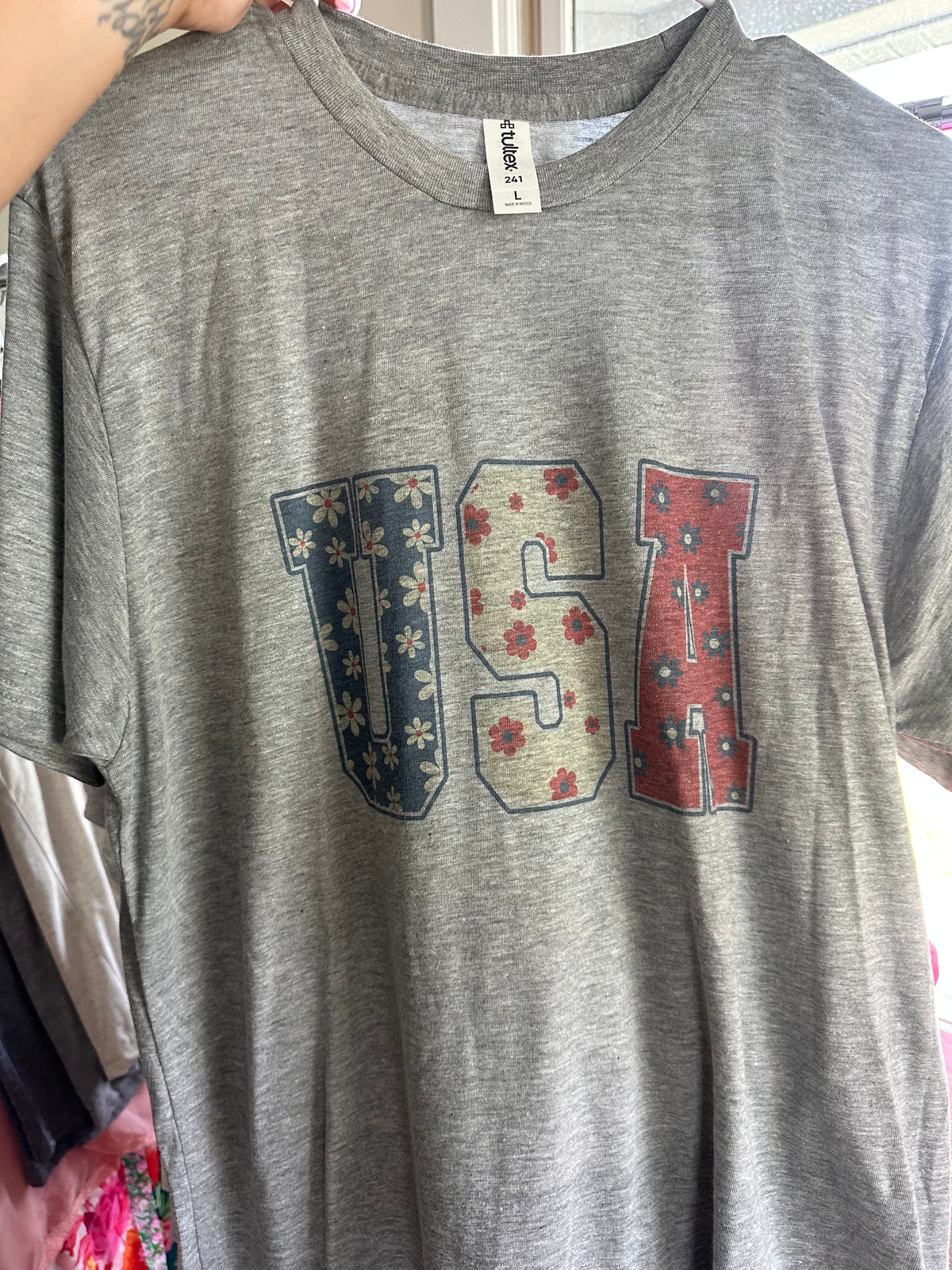 NWOT Tee L