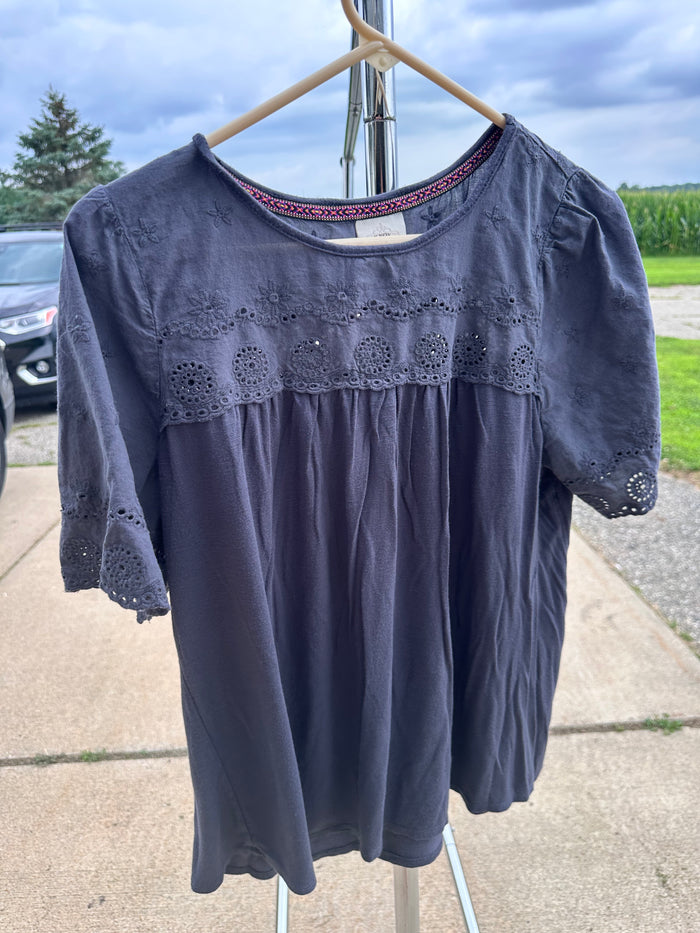 Knox Rose gently worn top L
