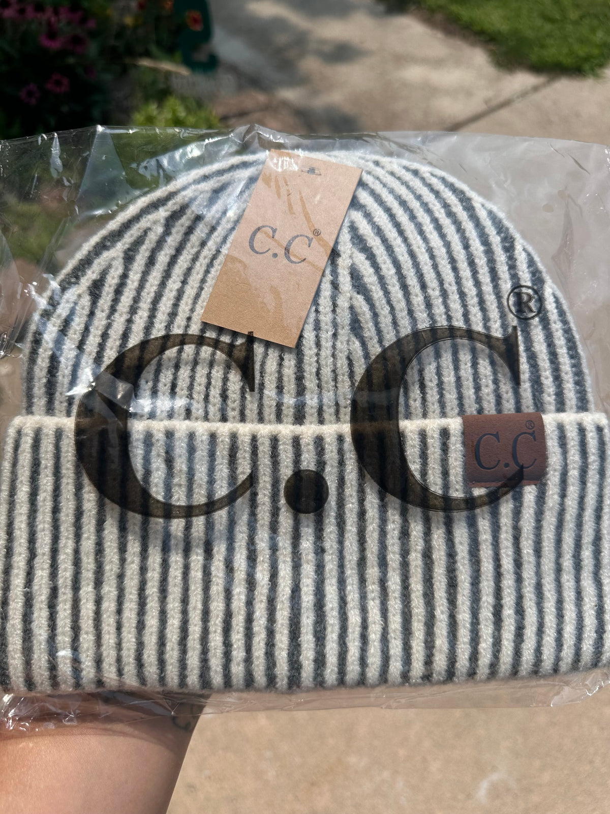 NWT winter hat
