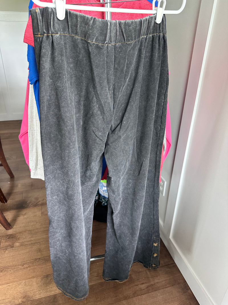 White Birch pants gently worn size XL