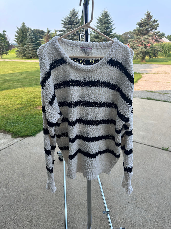 Andree by Unit gently worn sweater size 1X