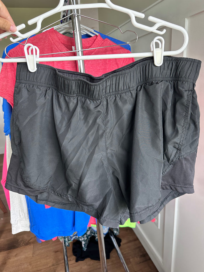 Athletic Works gently worn shorts XL