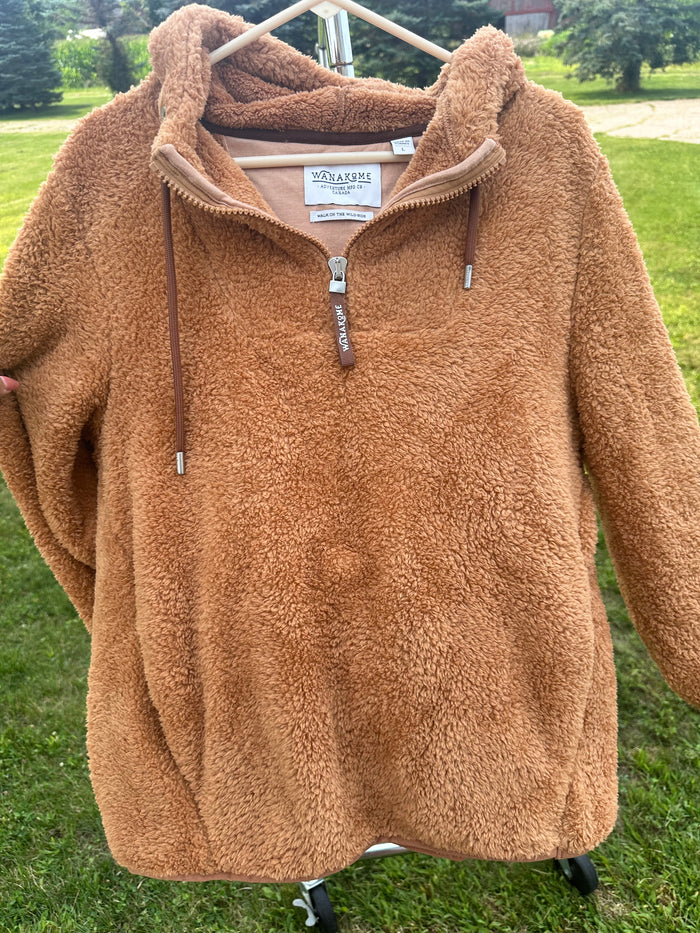 Wanakome like new fleece L