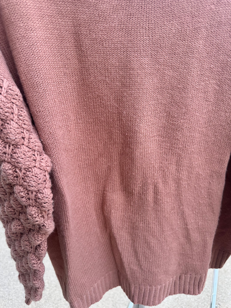 And the Why worn sweater size M/L (oversized)